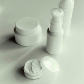 What’s the Difference Between a Deodorant, an Antiperspirant and an Anti-odorant?